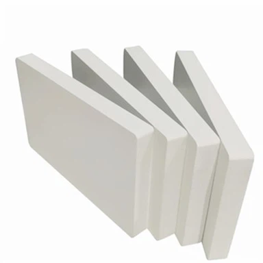 Valged PVC-lehtpaneelid
